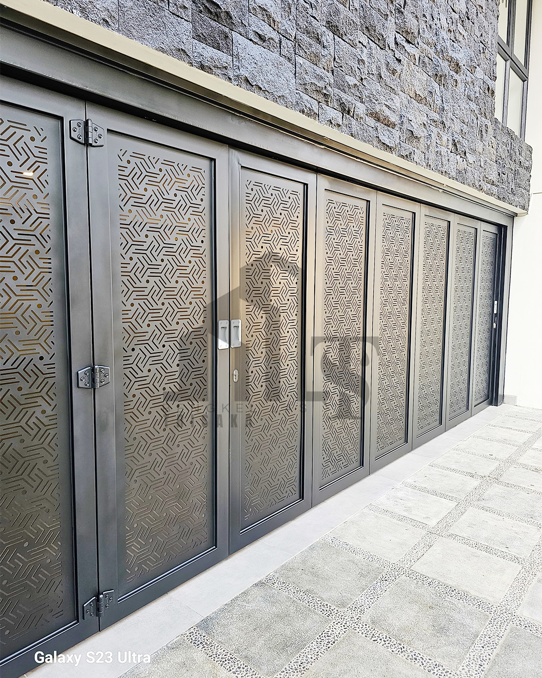 pintu-laser-cutting-cluster-admiralty-fatmawati-jakarta-selatan Pintu laser cutting cluster admiralty fatmawati jakarta selatan