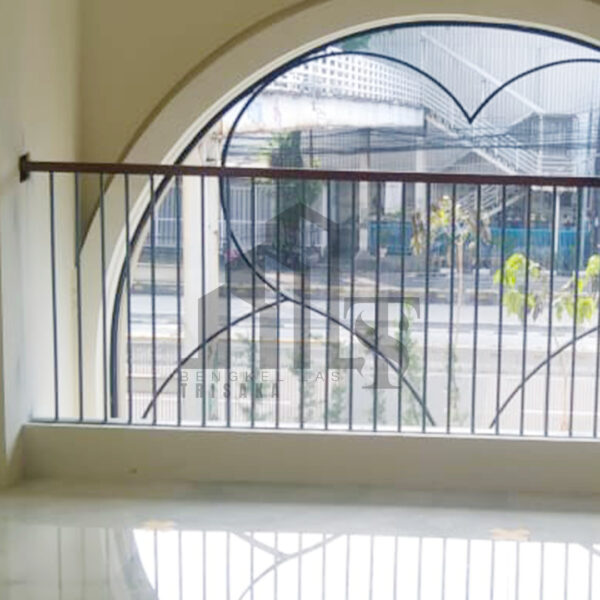 Railing Tangga Gedung MSC   Petojo Jakarta Pusat